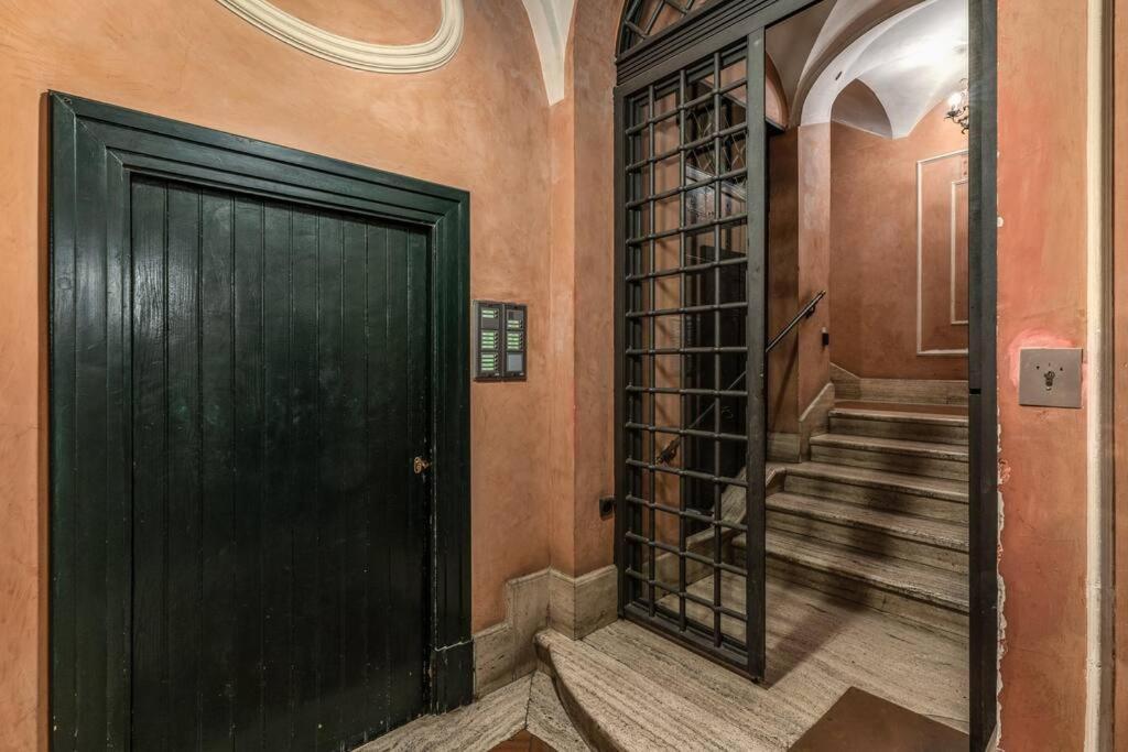 Apartament Domus Mondrian Luxury House Rzym Zewnętrze zdjęcie